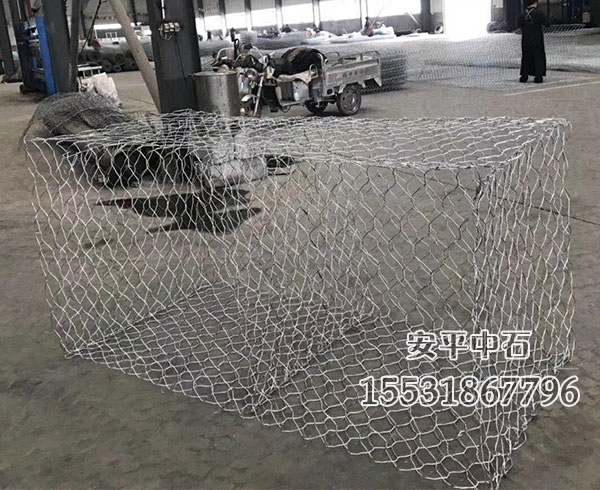 格賓網(wǎng)護岸.jpg 格賓網(wǎng)護岸.jpg